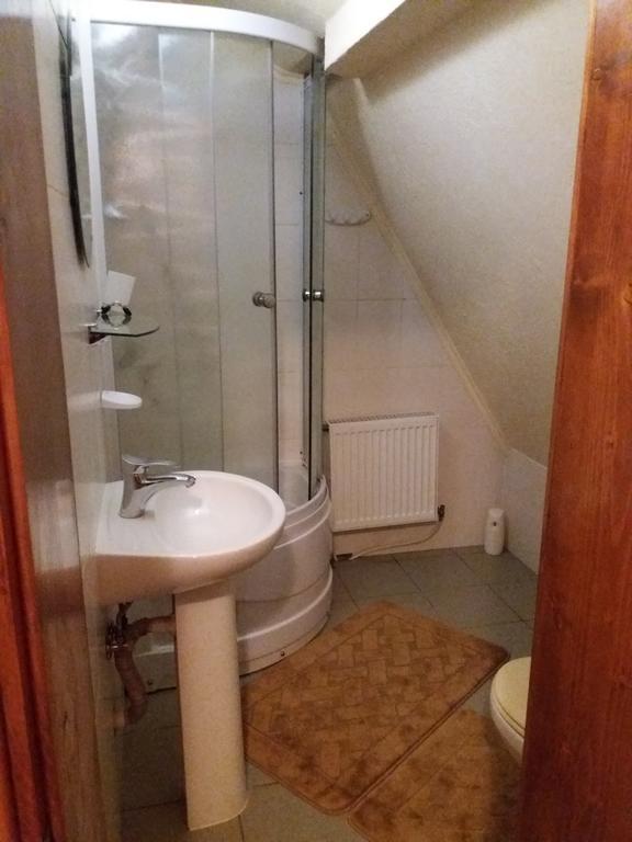 Bee House Hotel Bukovel Esterno foto