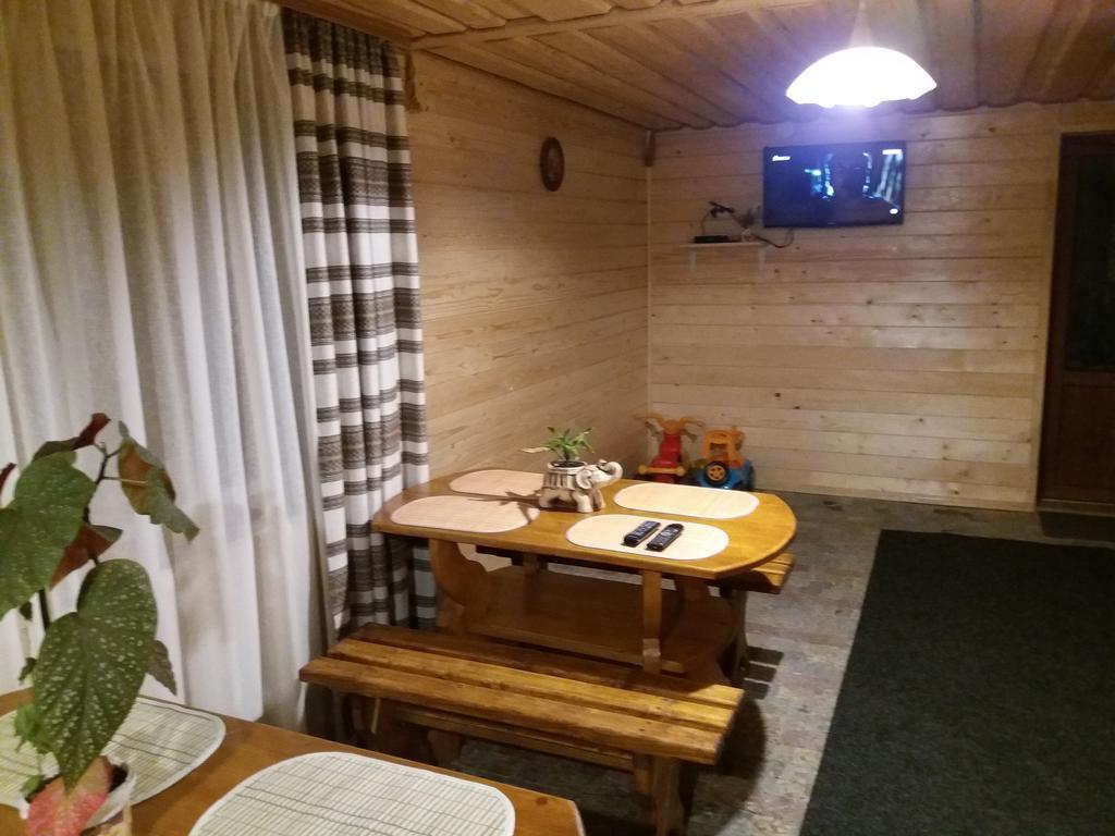 Bee House Hotel Bukovel Esterno foto