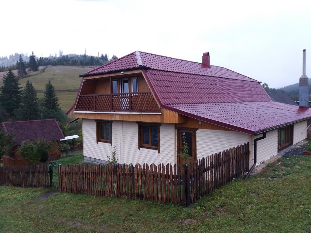 Bee House Hotel Bukovel Esterno foto